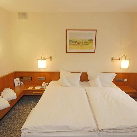Balladins Superior Hotel Gutsmann 바트브람스테트 객실 사진