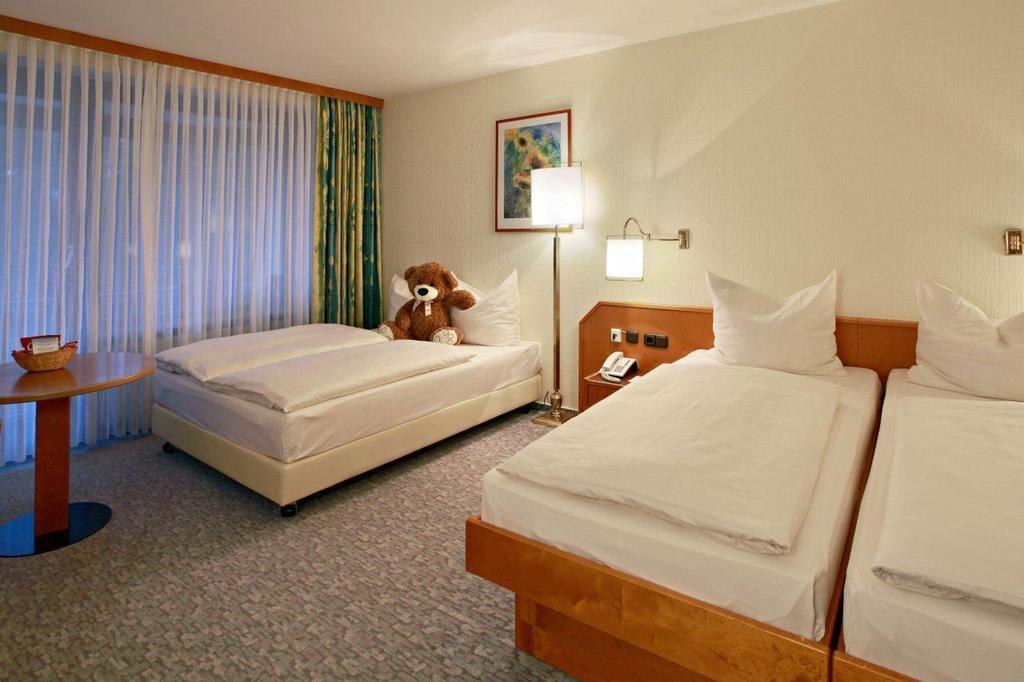 Balladins Superior Hotel Gutsmann 바트브람스테트 객실 사진